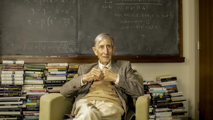 Freeman Dyson at the Institute for Advanced Study, in 2007.